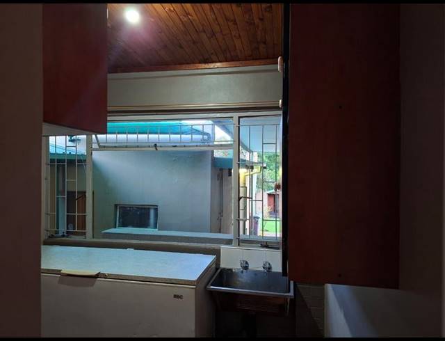 4 BEDROOM HOUSE FOR SALE IN MOUNTAIN VIEW